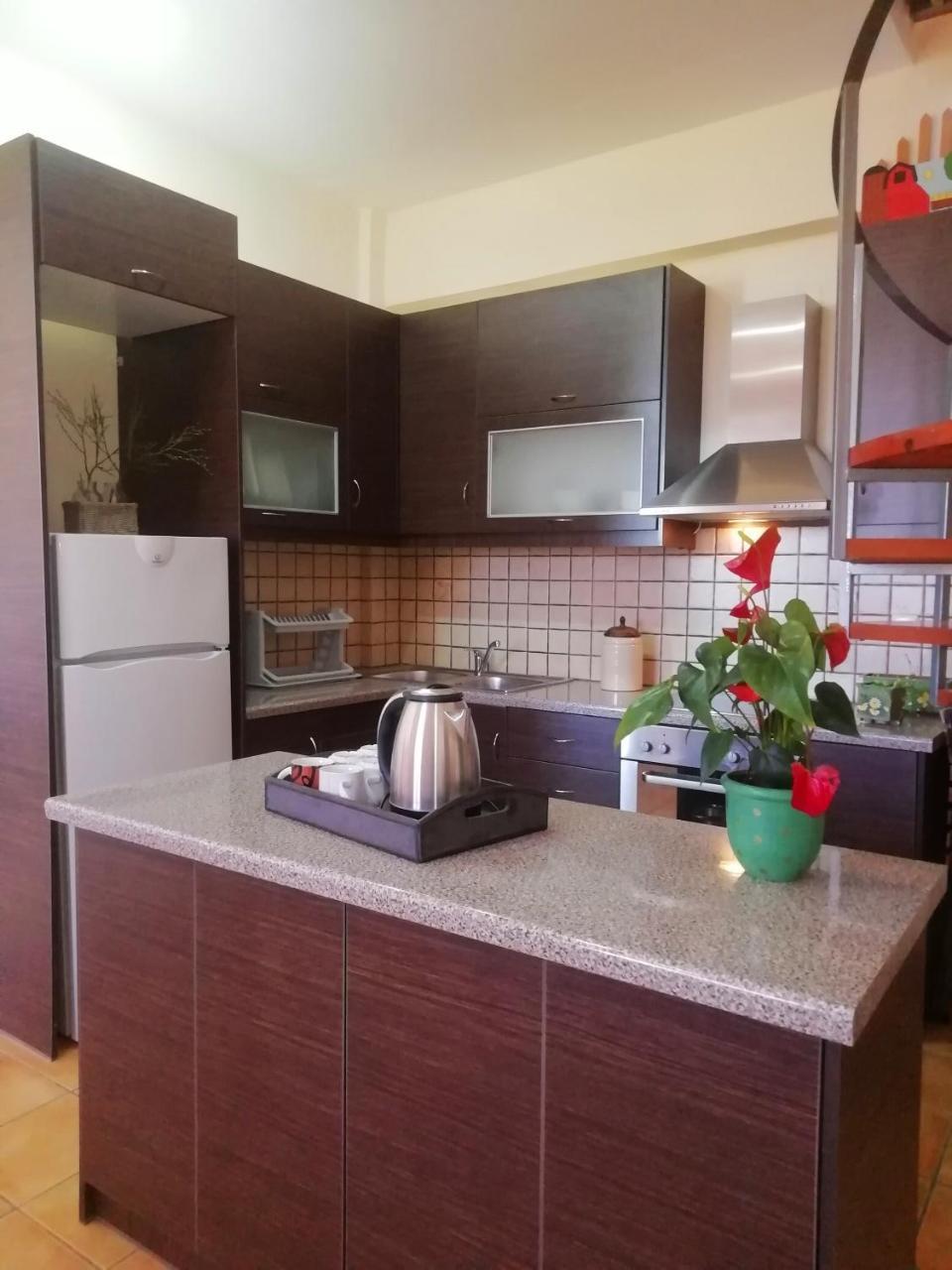 Point Twins Apartments Vrontados Екстер'єр фото