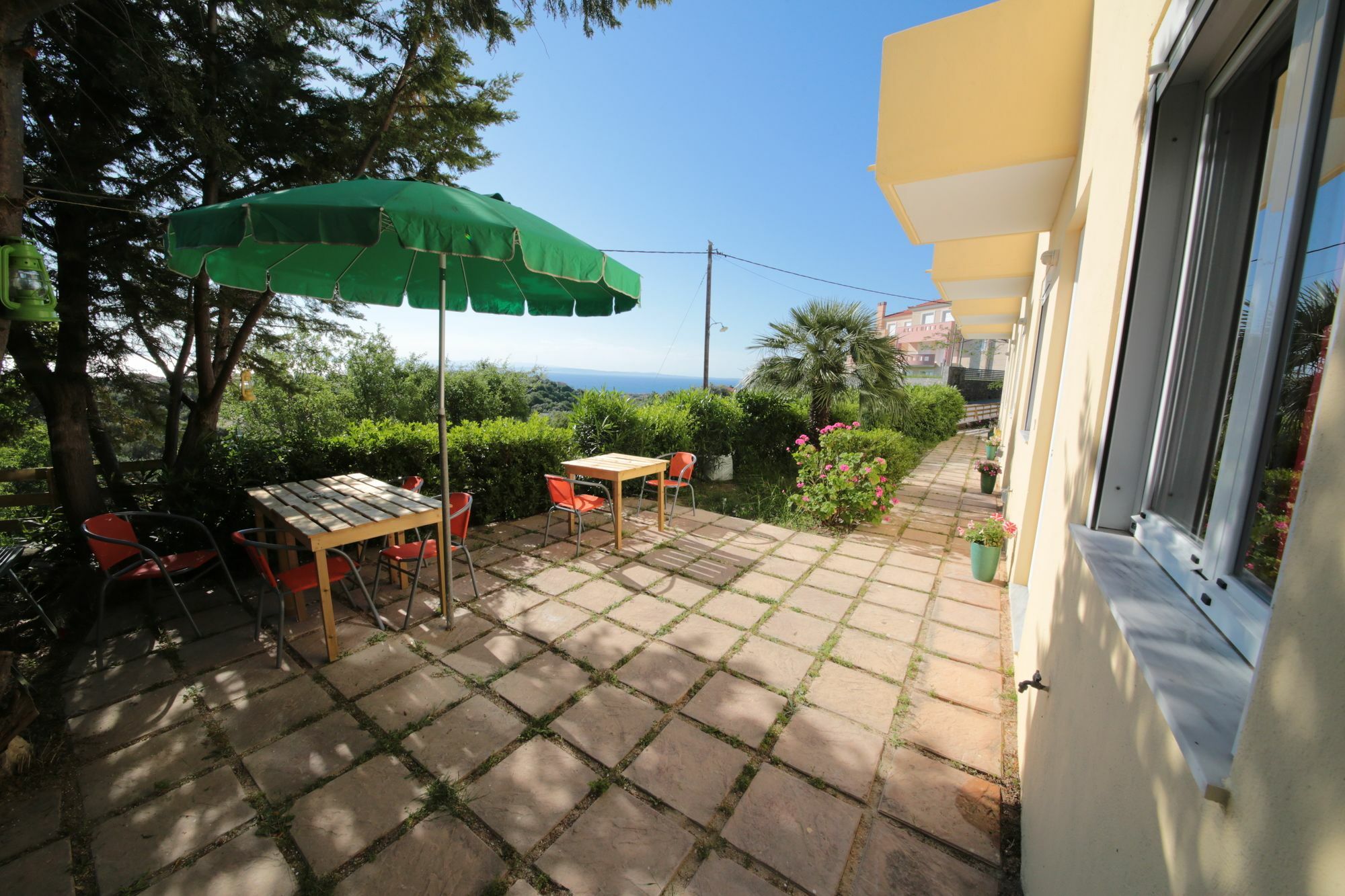 Point Twins Apartments Vrontados Екстер'єр фото